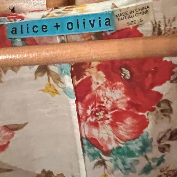 Alice + Olivia Silk Floral Flowing Peplum Blouse Sz S - Picture 6 of 8